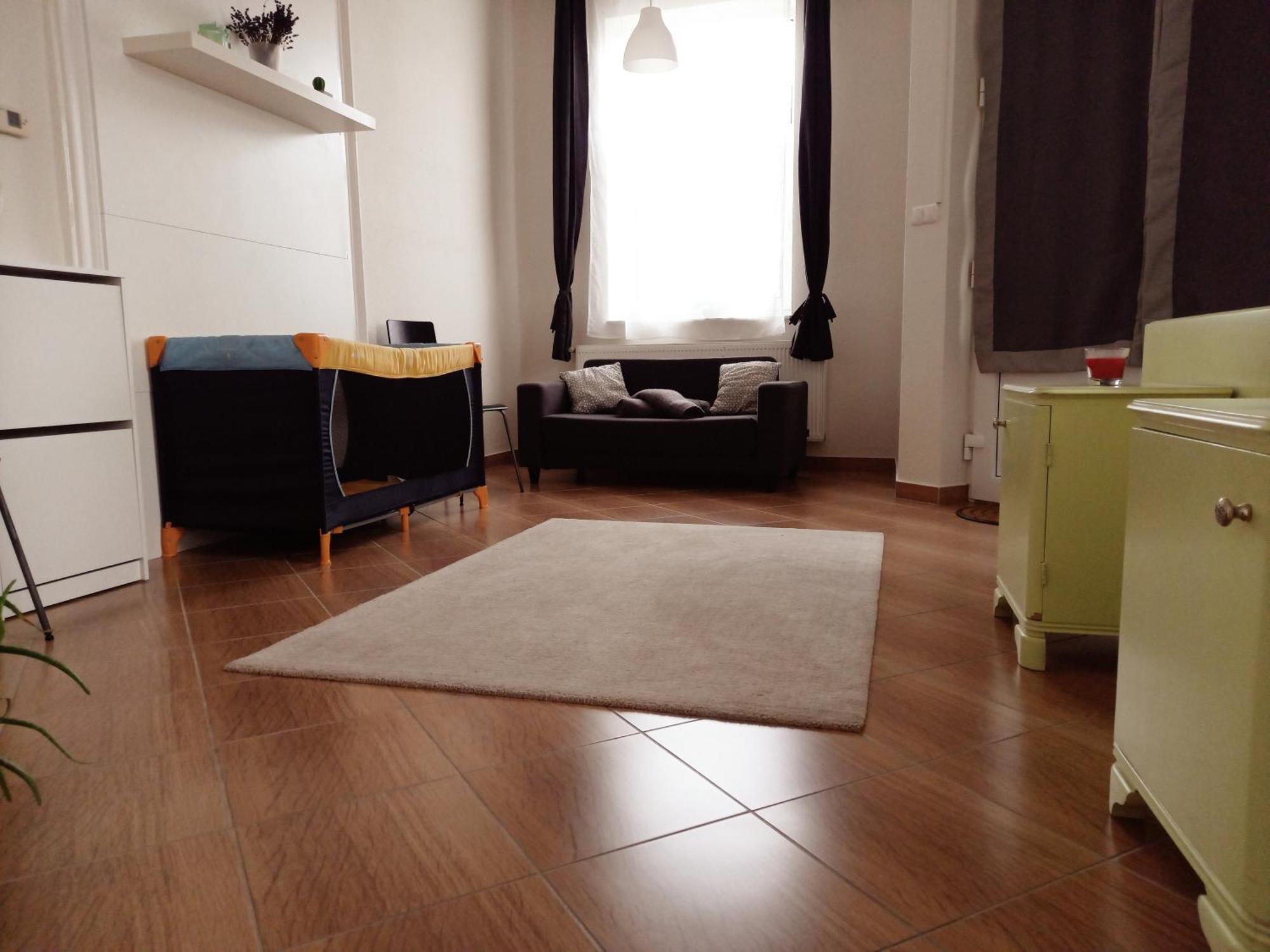 Idill Apartmanhaz B&B Tiszafured Bagian luar foto